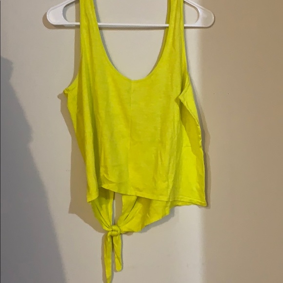 Top - Picture 2 of 5